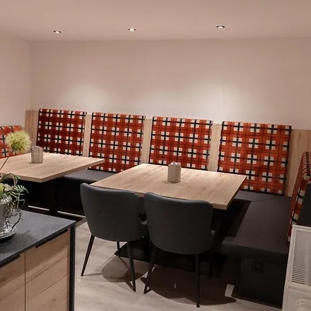 Apartment Haus Ria *