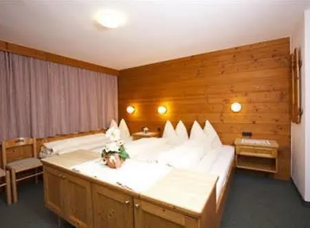 Haus Ria Апартаменты