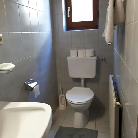 Haus Ria Апартаменты *