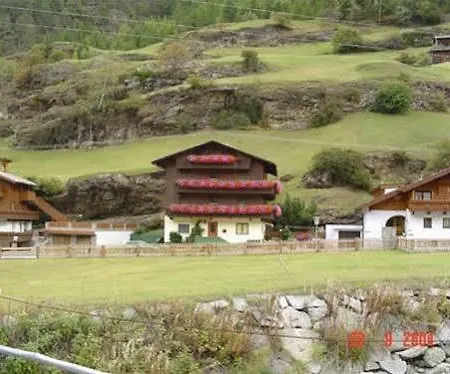 Haus Ria 아파트