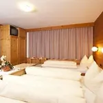 Apartment Haus Ria *